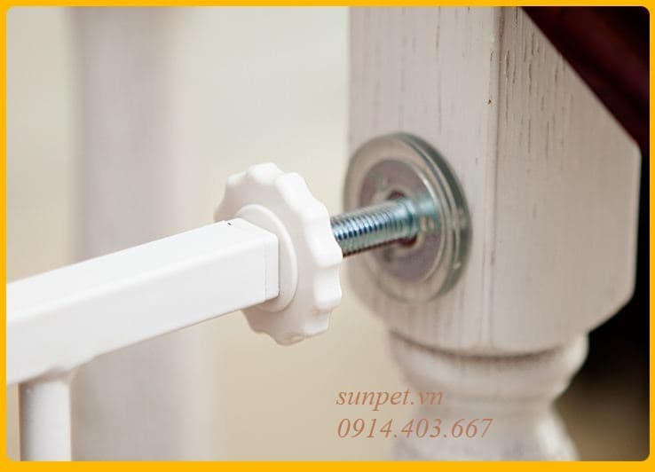 Cửa chắn chó mèo Umoo 516 6 Cửa chắn chó mèo umoo 516, chặn cửa thú cưng